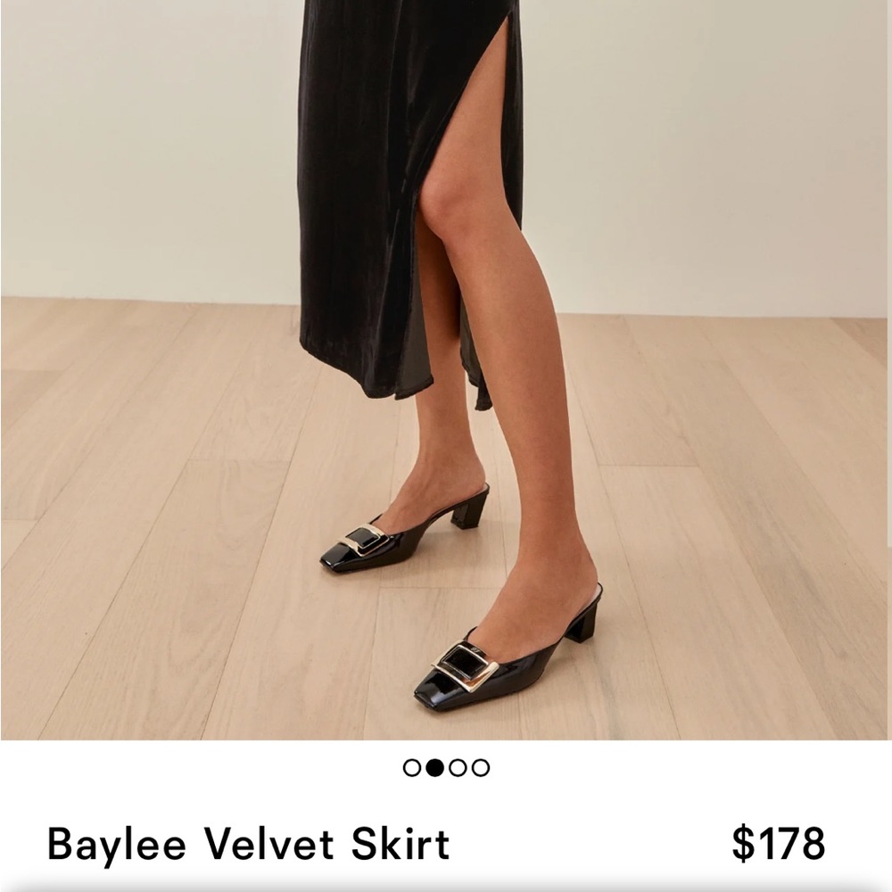 Reformation Baylee Velvet Skirt